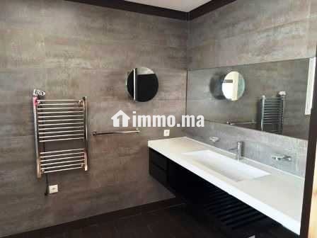Villa Vide Rabat Souissi 2000m² - Location Immobilier - Rabat - photo 7