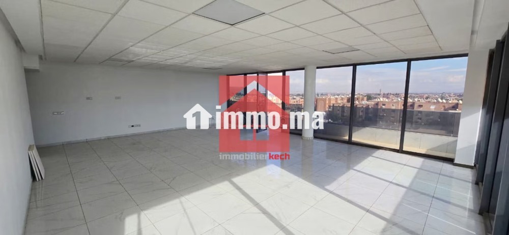 Plateau Bureau a deux Facades sur le Gd Boulevard - Location Immobilier - Marrakech - photo 1