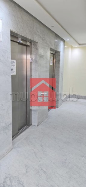 Plateau Bureau a deux Facades sur le Gd Boulevard - Location Immobilier - Marrakech - photo 3