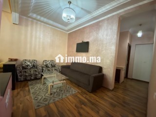 Appartements à louer en Centre. 4 grandes pièces. Système de parabole et salon marocain - Appartement à vendre - Fes