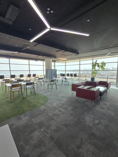 Bureaux haut standing à louer – Casablanca Marina: Vue mer exceptionnelle - Location Immobilier - Casablanca - photo 1