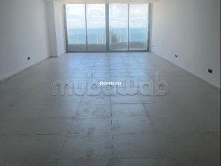 Bureaux à louer à Ain Diab. Superficie 120 m². Avec ascenseur et terrasse - Bureau à louer - Casablanca