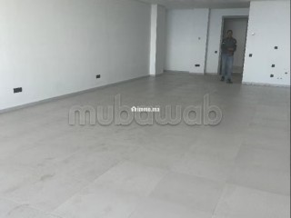 Bureaux à louer à Ain Diab. Superficie 120 m². Avec ascenseur et terrasse - Bureau à louer - Casablanca