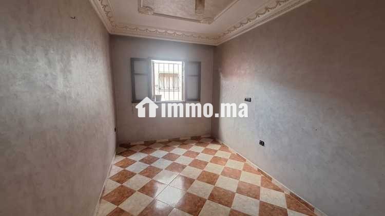 JOLI APPART 2 ETG 3 CH SALON 2900 DH - Location Immobilier - Casablanca - photo 2