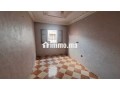 JOLI APPART 2 ETG 3 CH SALON 2900 DH - miniature 2