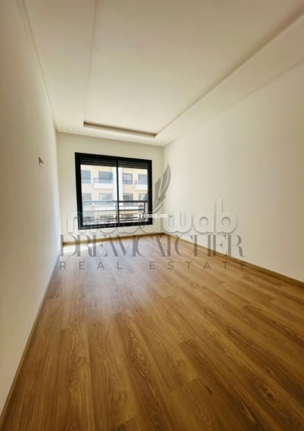 Location d'un appartement à Victoria. 2 chambres. Ascenseur et terrasse - Location Immobilier - Bouskoura - photo 3