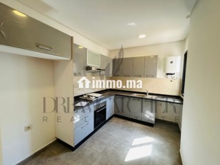 Location d'un appartement à Victoria. 2 chambres. Ascenseur et terrasse - Appartement à louer - Bouskoura