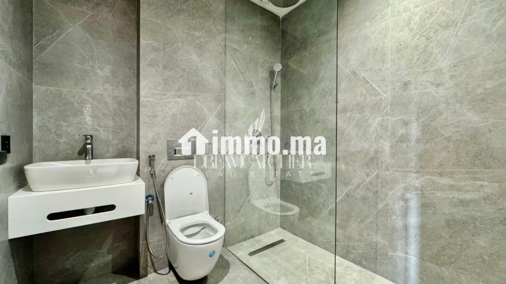 Très bel appartement en location à Californie. 1 belle chambre. Bien meublé - Location Immobilier - Casablanca - photo 8