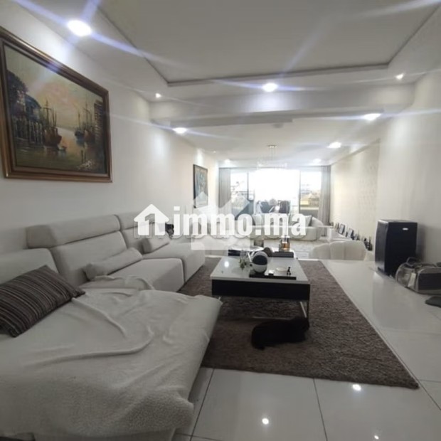 Appartement à Vendre de 175.0 m² à Casablanca, Belvedere Roches Noires - Vente Immobilier - Casablanca - photo 1