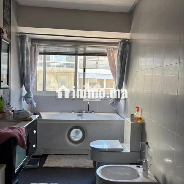 Appartement à Vendre de 175.0 m² à Casablanca, Belvedere Roches Noires - Vente Immobilier - Casablanca - photo 3