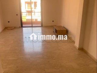 Vend appartement 100 m2 âpres ancien hôpital militaire. 3 grandes pièces. Piscine et service de Conciergerie - Appartement à vendre - Marrakech