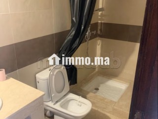 Vend appartement 100 m2 âpres ancien hôpital militaire. 3 grandes pièces. Piscine et service de Conciergerie - Appartement à vendre - Marrakech