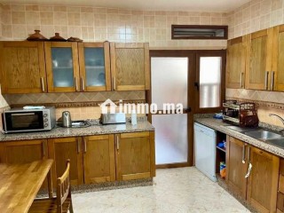Appartement meublé 3ch à Racine 148m2 - Appartement à louer - Casablanca