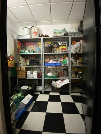 local-commercial-a-vendre-a-gauthier-surface-de-182-m2-big-1