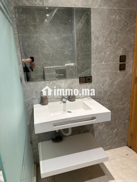 Appartement à louer à Hivernage.
Surface de 85 m².
Meublé - Location Immobilier - Marrakech - photo 8