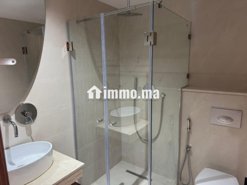 Très bel appartement en sous location. 4 pièces confortables. Meublé - Location Immobilier - Marrakech - photo 6