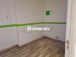 Commerce à vendre 140 m² Triangle d'Or Casablanca - Appartement à vendre - Casablanca