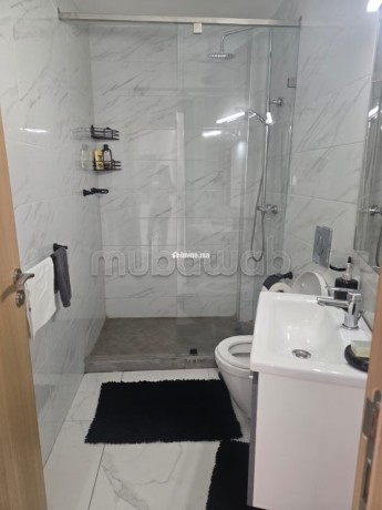 location-studio-meublee-lumineux-a-maarif-big-4