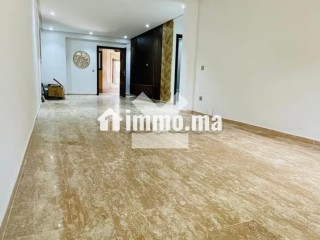 Appartement à Vendre de 144.0 m² à Casablanca, Lekrimat - Appartement à vendre - Casablanca
