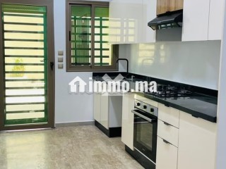 Appartement à Vendre de 144.0 m² à Casablanca, Lekrimat - Appartement à vendre - Casablanca