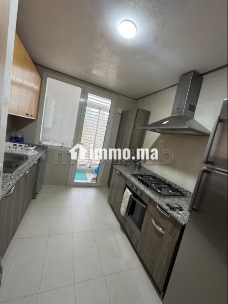 Location d'un superbe appartement, meublé - Location Immobilier - Bouskoura - photo 2