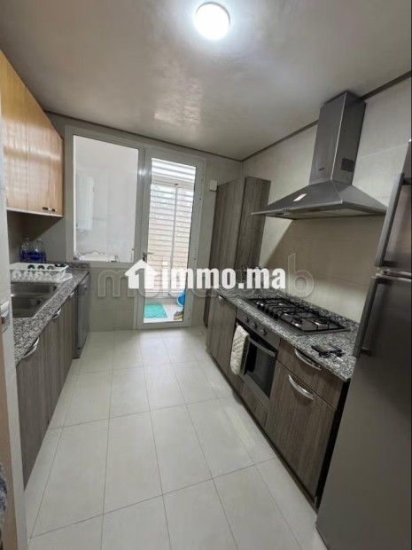 Location d'un superbe appartement, meublé - Location Immobilier - Bouskoura - photo 7