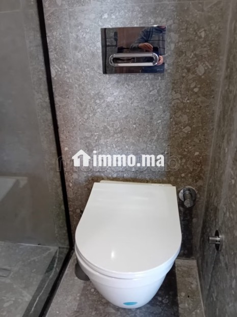 Studio de standing meublé avec terrasse sans vav - Location Immobilier - Casablanca - photo 8