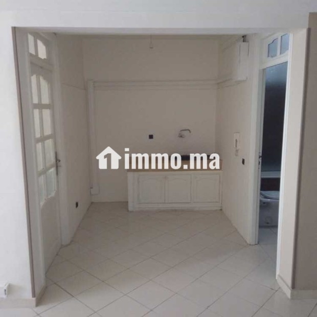 Bureau 73 bien aménage m a coté bd abdelmoumen - Location Immobilier - Casablanca - photo 4