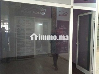 Magasin 12m maarif rue de jura ds galerie - Local commercial à louer - Casablanca