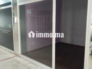 Magasin 12m maarif rue de jura ds galerie - Local commercial à louer - Casablanca