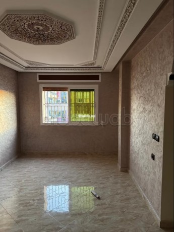 superbe-appartement-a-louer-a-ennasr-2-grandes-pieces-big-8