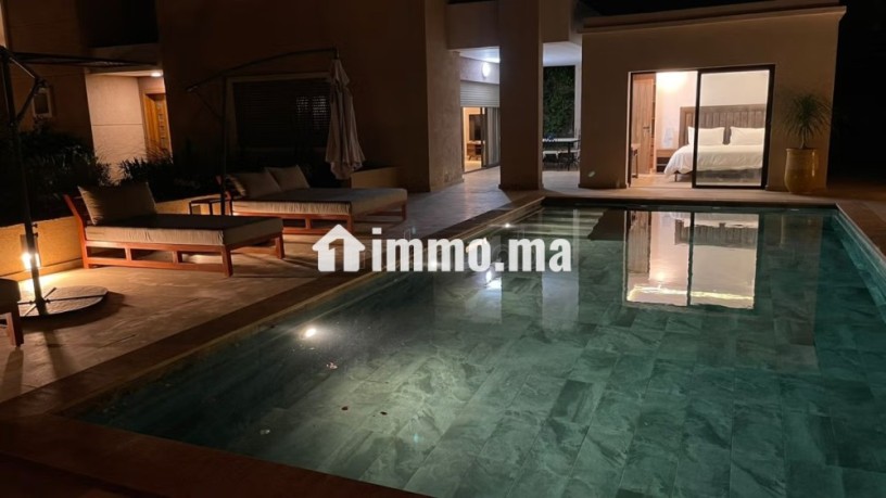 vente-tres-belle-avec-piscine-et-grand-jardin-big-9