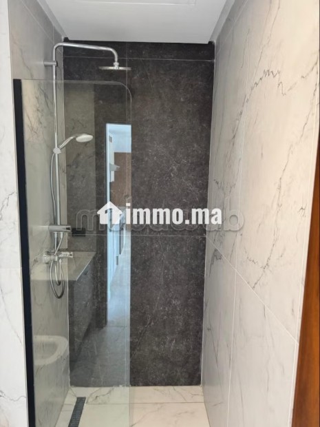 Appartement en location à Casablanca Finance City. 2 pièces confortables. Résidence avec concierge, climatisation générale - Location Immobilier - Casablanca - photo 6