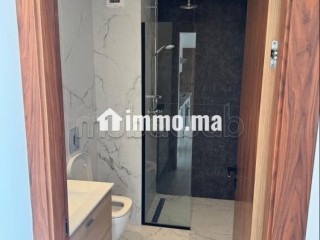 Appartement en location à Casablanca Finance City. 2 pièces confortables. Résidence avec concierge, climatisation générale - Appartement à louer - Casablanca