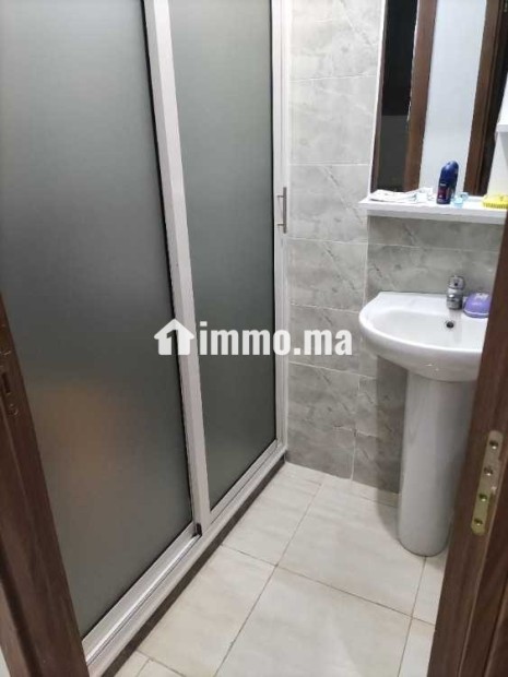 Chambre à louer pour les fills - Location Immobilier - Casablanca - photo 2