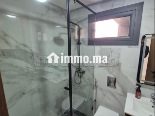 Studio meublé neuf à louer – Proche CFC & Hôpital Cheikh Zaïd - Appartement à louer - Casablanca