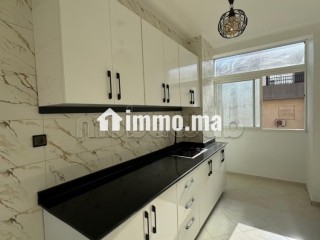 Appartement Rénové 47 m²–Résidence Fermée Temara - Appartement à vendre - Temara
