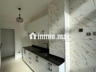 Appartement Rénové 47 m²–Résidence Fermée Temara - Appartement à vendre - Temara