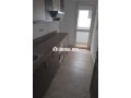 Appart studio vide quartier les princesses - miniature 3