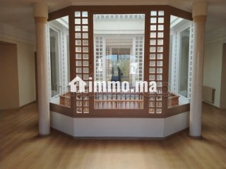 Villa Idéale pour Bureaux en Location au Souissi - Villa à louer - Rabat