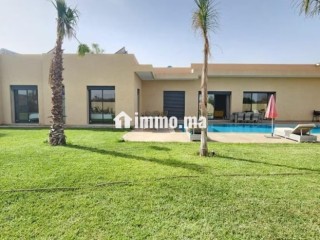 Top affaire Villa de luxe à louer avec sous location à Route de Ouarzazate.
Surface de 1700 m² - Villa à louer - Marrakech