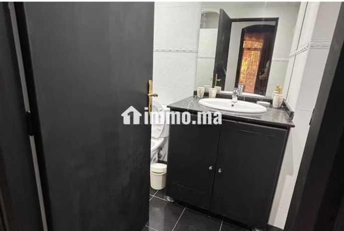 appartement-en-vente-a-gueliz-5-pieces-bien-meuble-big-13