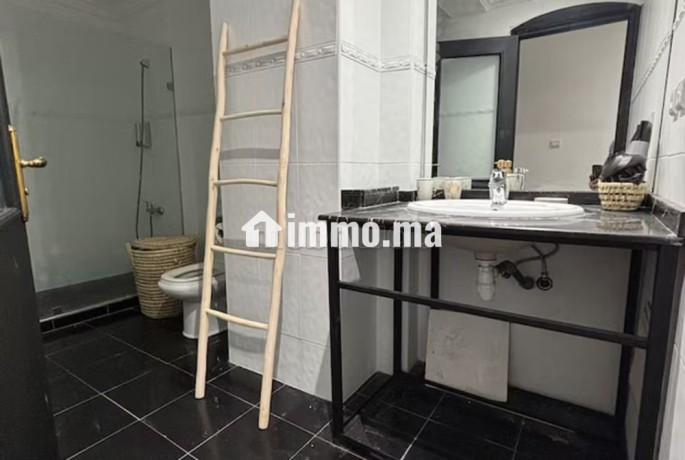 appartement-en-vente-a-gueliz-5-pieces-bien-meuble-big-14