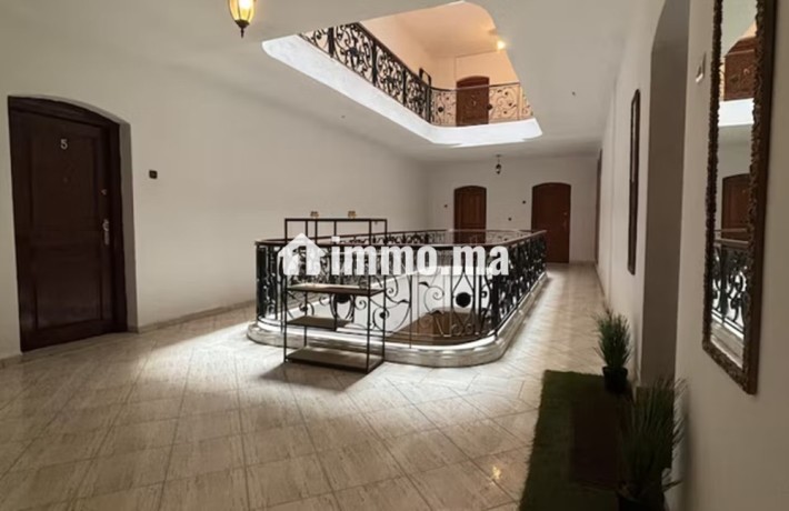 appartement-en-vente-a-gueliz-5-pieces-bien-meuble-big-1