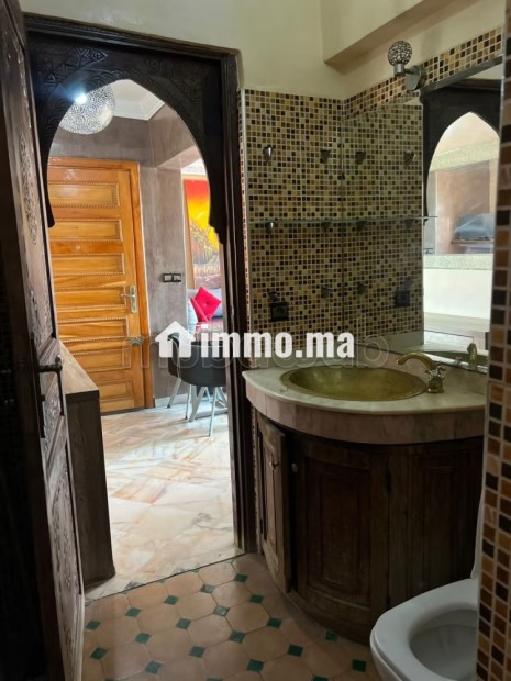 Appartement de vacances à louer à Guéliz. 2 pièces. Salon Marocain et antenne parabolique - Vente Immobilier - Marrakech - photo 2