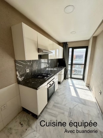 a-louer-bel-appartement-lumineux-80-m2-a-riviera-big-3