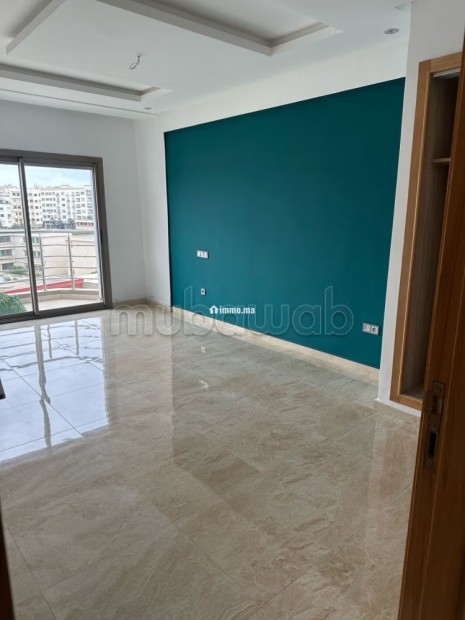 Appartement à louer à Bourgogne Ouest. 6 grandes pièces. Double vitrage et chauffage central - Location Immobilier - Casablanca - photo 5