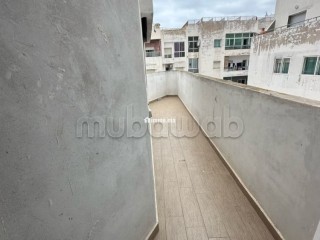 Appartement à louer à Bourgogne Ouest. 6 grandes pièces. Double vitrage et chauffage central - Appartement à louer - Casablanca