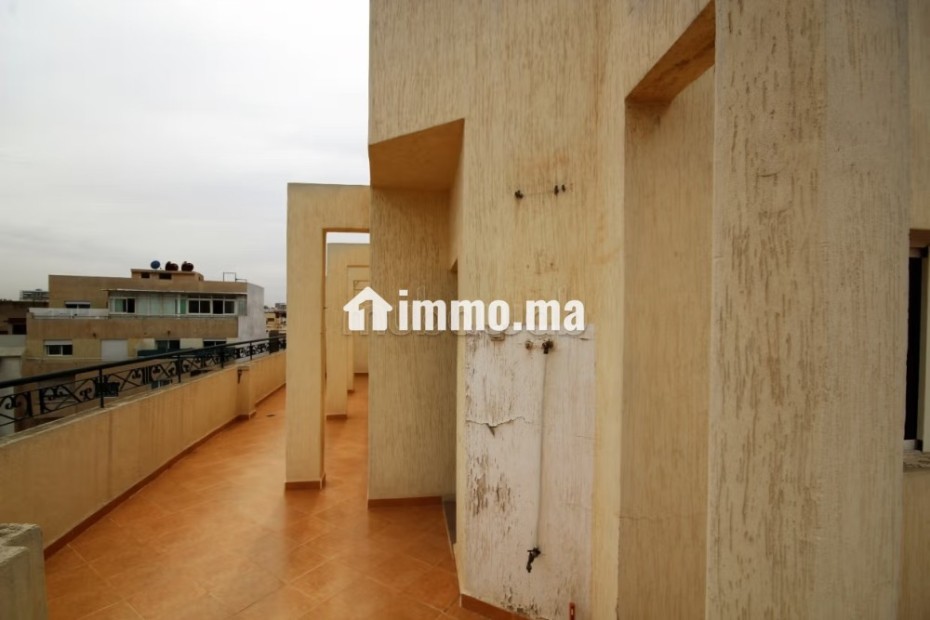 Petit prix 2 ch terrasse parking beausejour expo sud - Vente Immobilier - Casablanca - photo 1