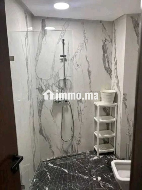 Appart studio bien meublé côté jardin murdokh - Location Immobilier - Casablanca - photo 3